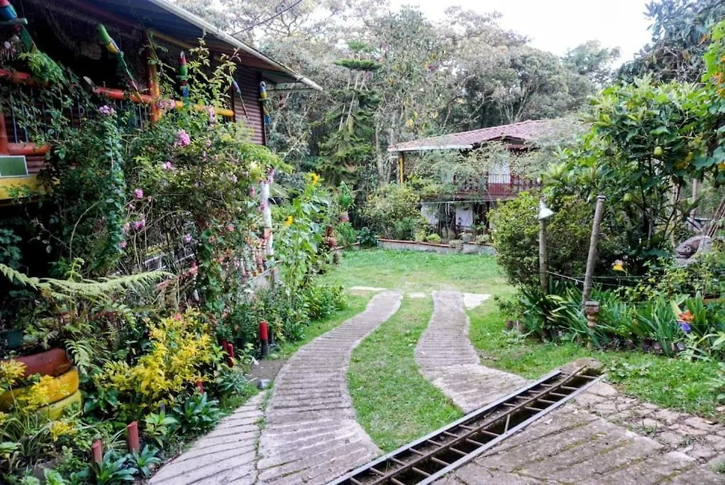 Vila Simba Medellín 0*,  Kolumbie
